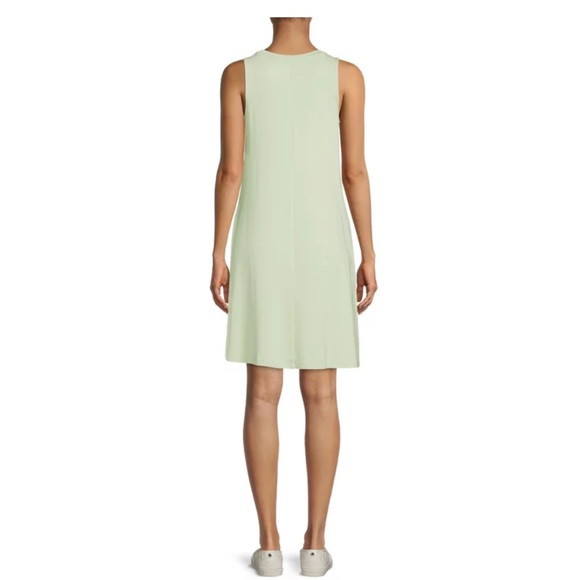 Time and Tru Women's Sleeveless light green Knit Dress sz: M - Picture 3 of 6